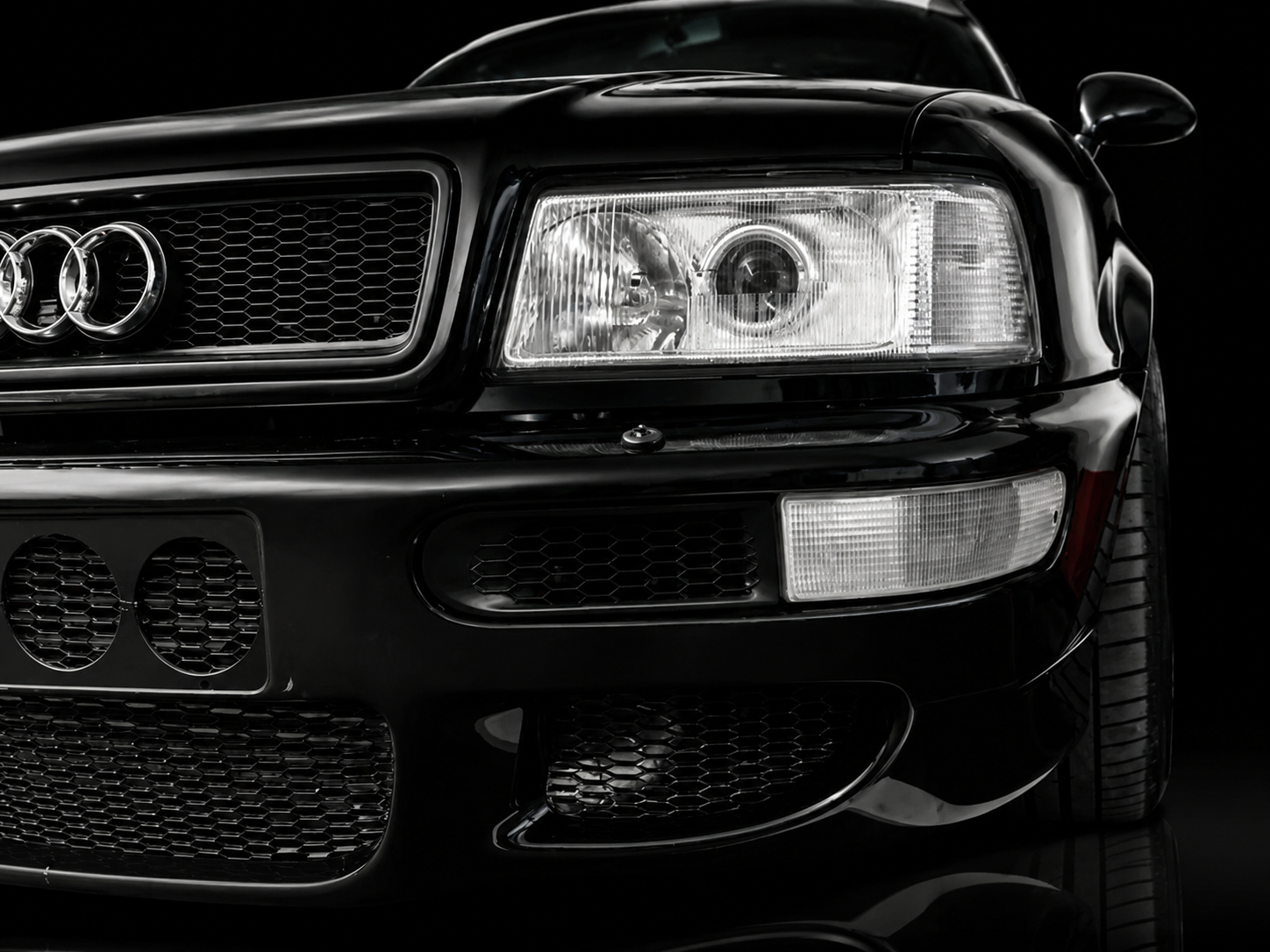 Audi RS2 / Porsche 993 Air Intakes mit Wabengitter und Trichter Bild 2